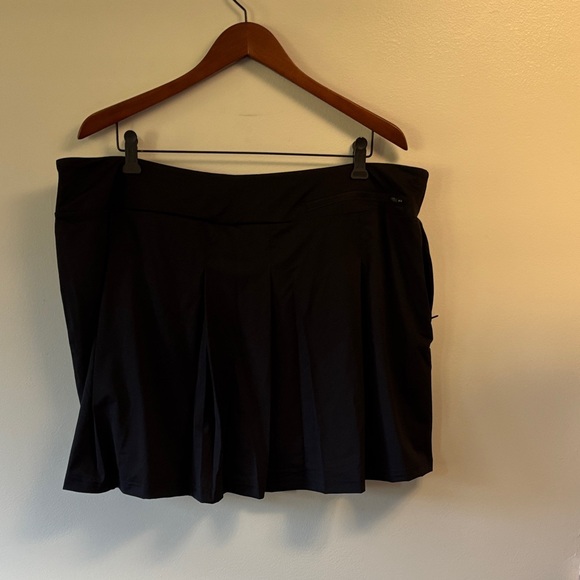 adidas Black Tour Pleated tennis  Skort. Sz XXL NWT - Picture 10 of 11